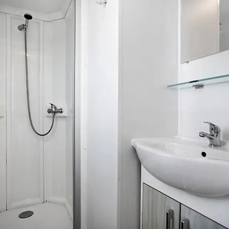 T2 I V- 15 Min From Nazare シャレー パタイアス