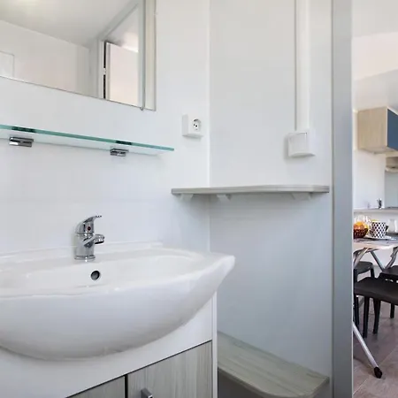 T2 I V- 15 Min From Nazare シャレー