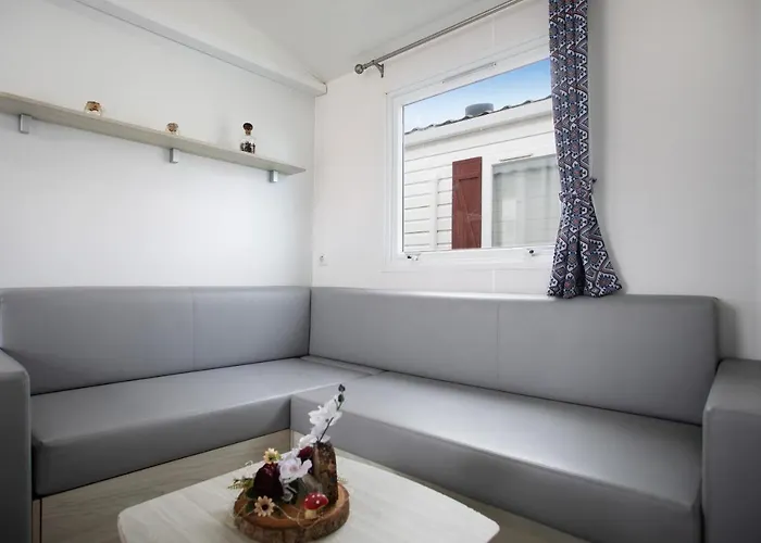 T2 I V- 15 Min From Nazare *